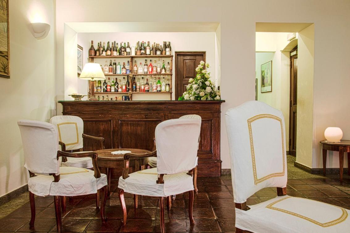 Locanda La Posta Cavour Екстер'єр фото